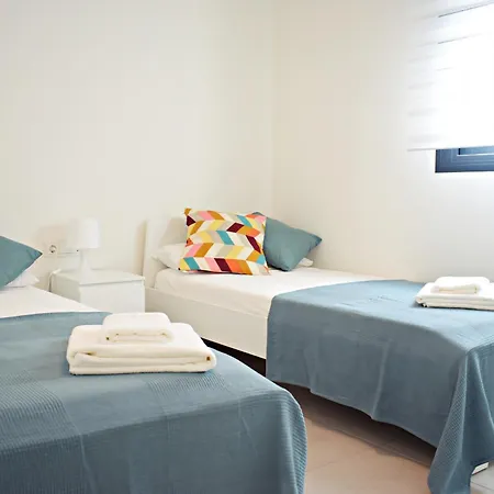 Amalia's Home: Luminoso Muy Cerca De La Playa Apartment *